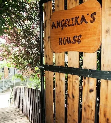 Angelikashouse,big House