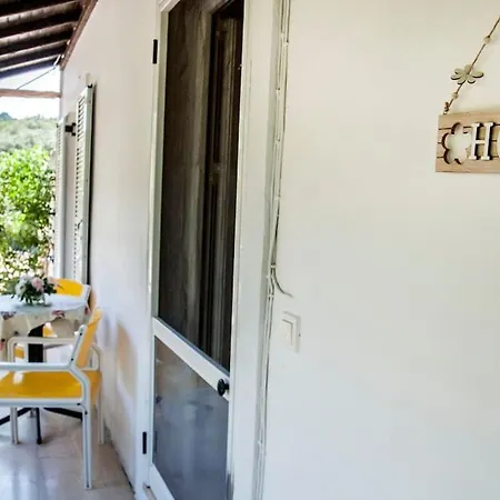 Angelikashouse,big House Pithos